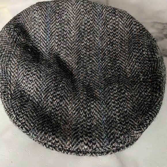 HARRIS TWEED Other - VNTG GENTS 100% WOOL HAND WOVEN  HARRIS TWEED FLAT CAP / DRIVING HAT  FROM SCOTL